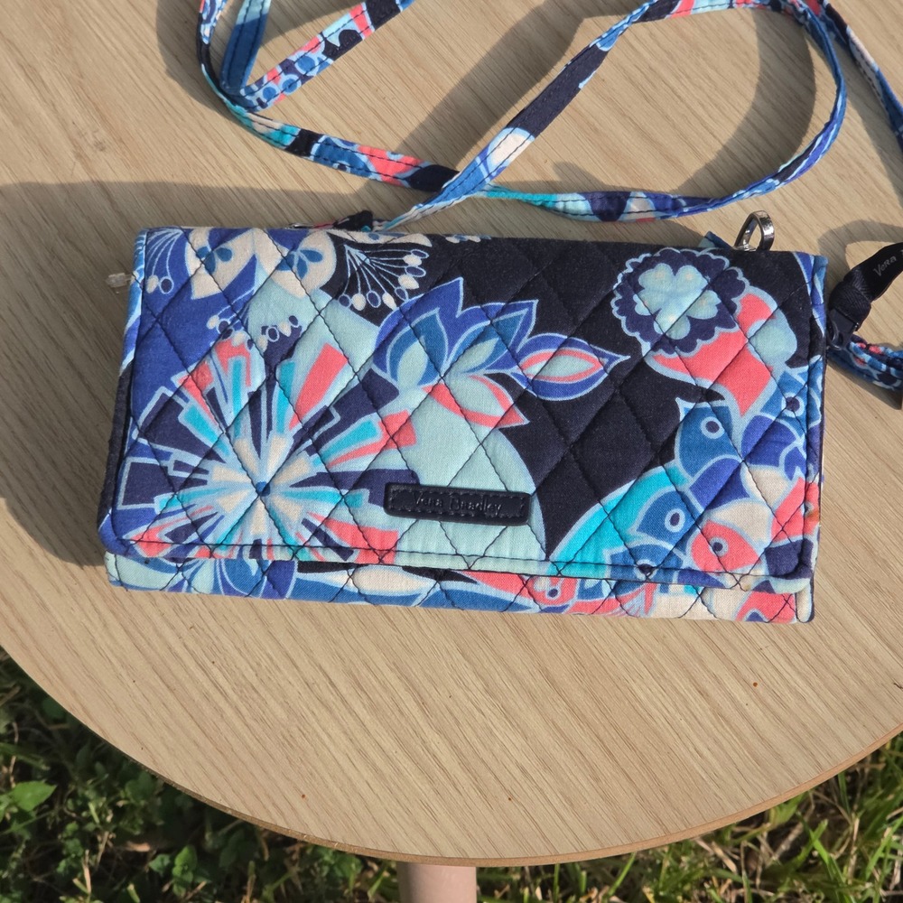 Vera Bradley RFID All in One Crossbody Wallet Blue Floral Paisley Quilted Bag